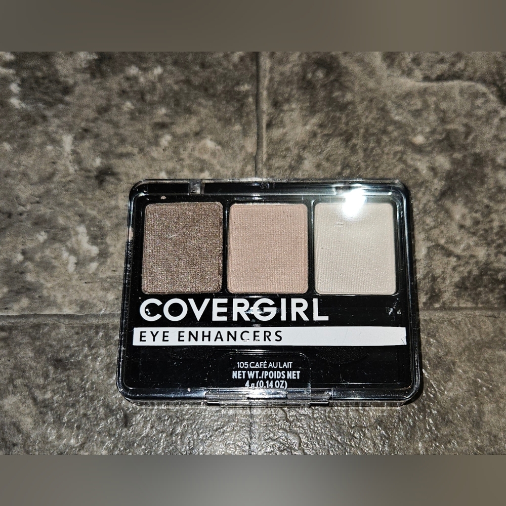 CoverGirl Eye Enhancers 105 Cafe Au Lait 0.14oz BNIB